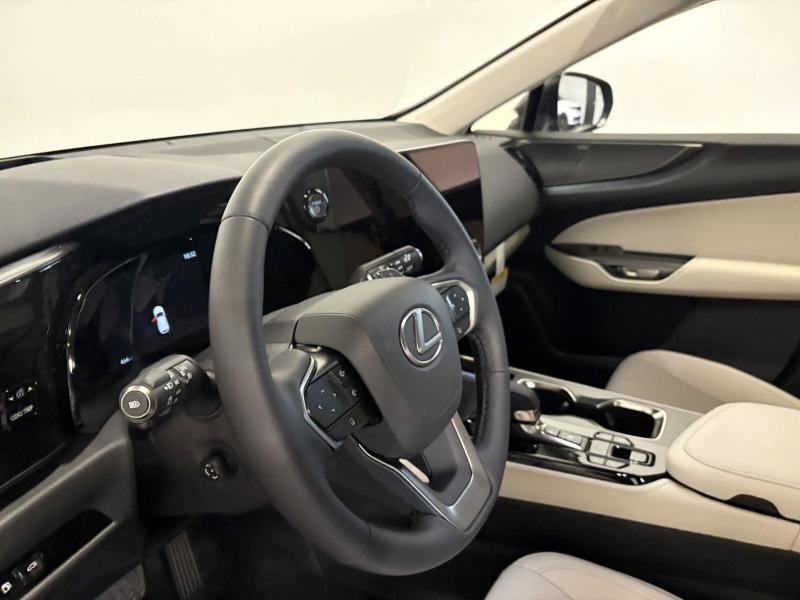 Lexus NX NX 450h+ Luxury AWD 2026