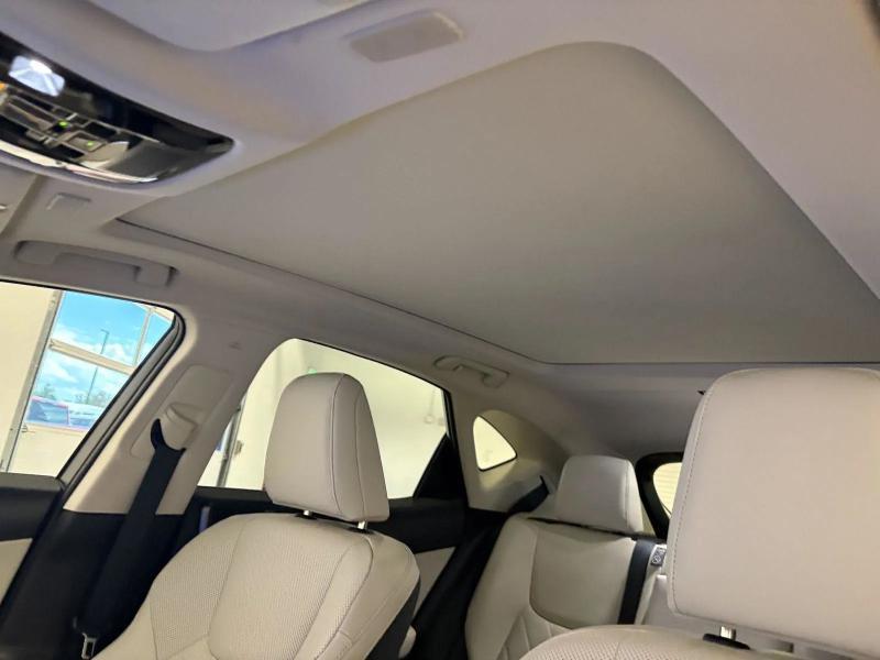 Lexus NX NX 450h+ Luxury AWD 2026