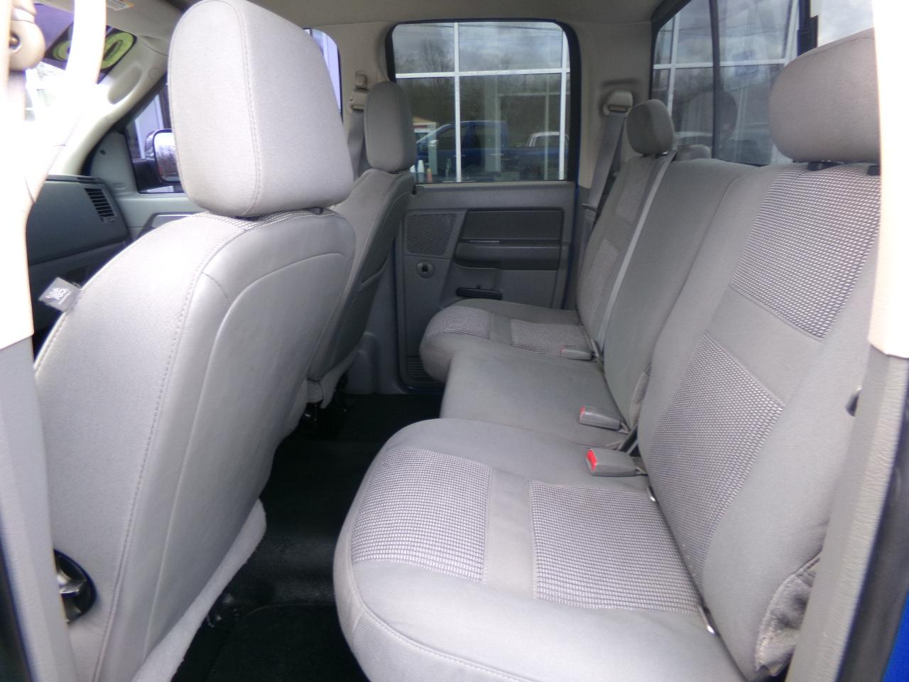 Dodge Ram 2500 4WD Quad Cab 140.5" SLT 2008