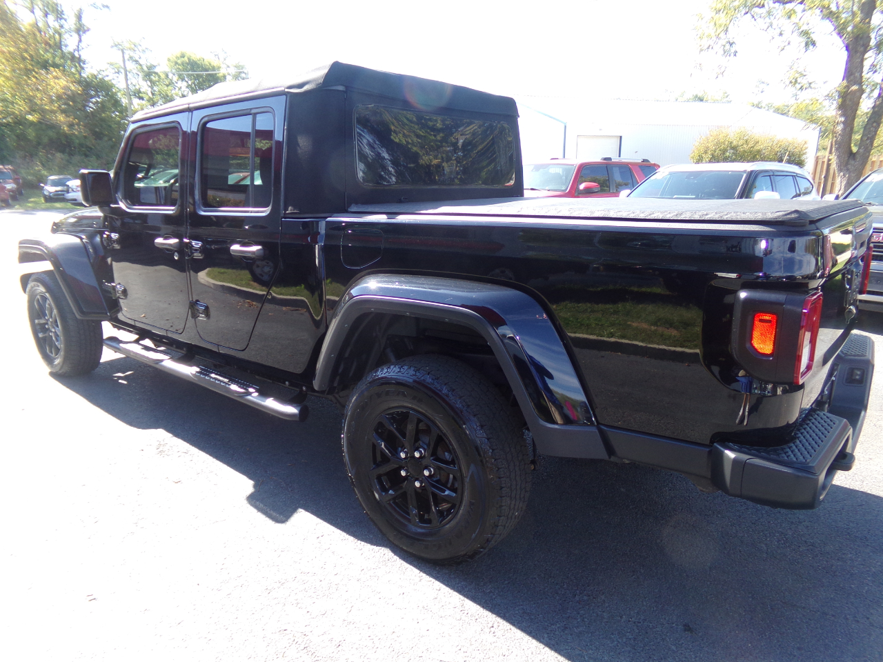 2022 Jeep Gladiator Sport S photo 5