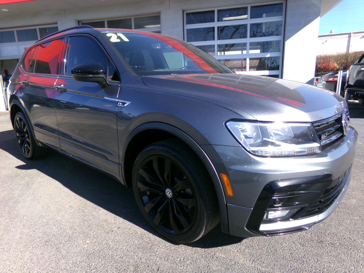 2021 Volkswagen Tiguan SE R-LINE BLACK