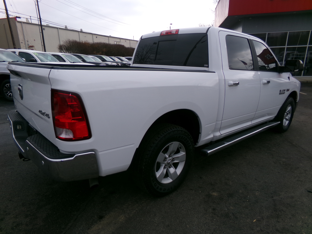 RAM 1500 SLT 4x4 Crew Cab 5'7" Box 2018