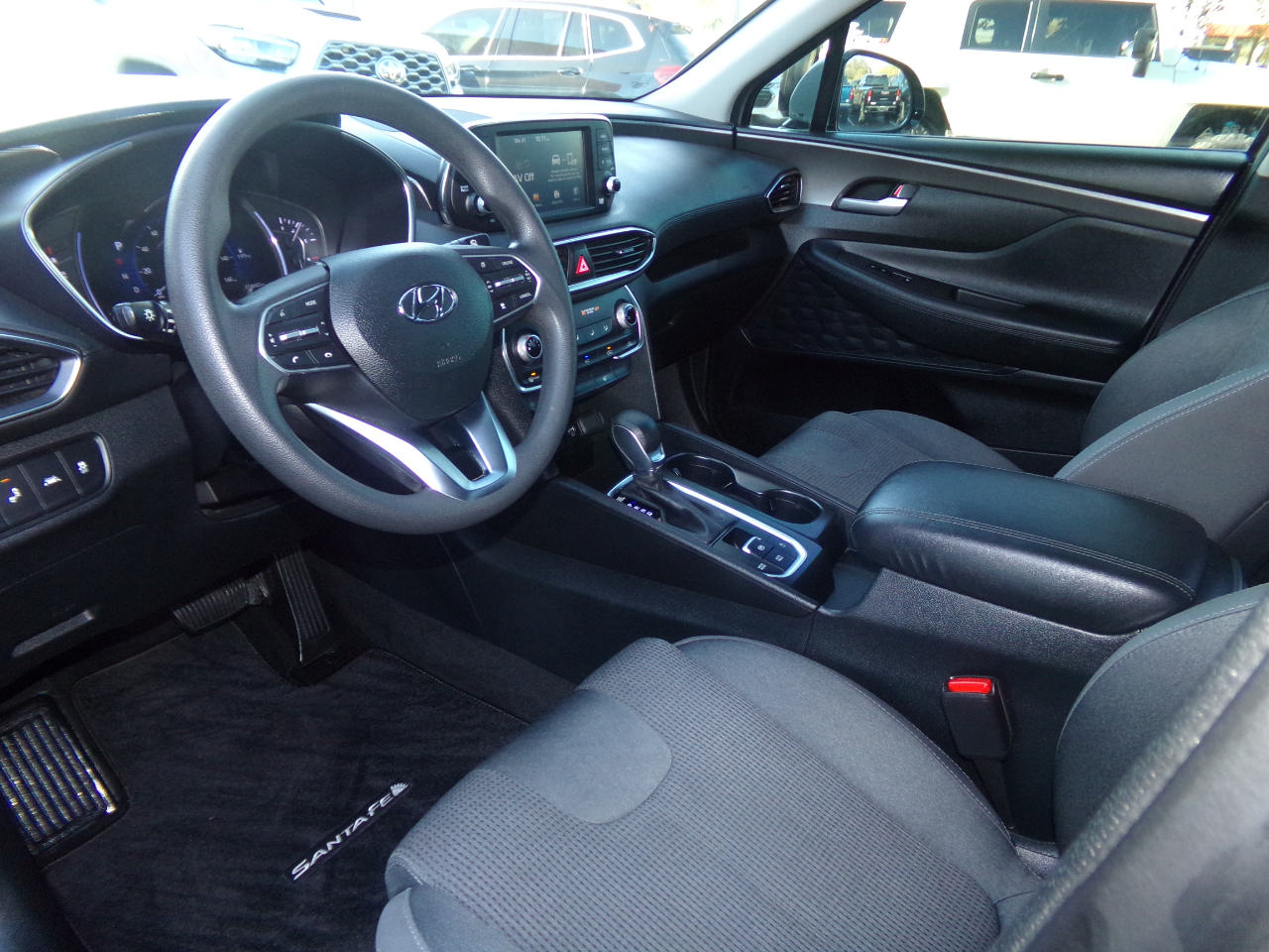Hyundai Santa Fe SEL 2.4L Auto FWD 2020 Hyundai Santa Fe SEL 2.4L Auto FWD 2020