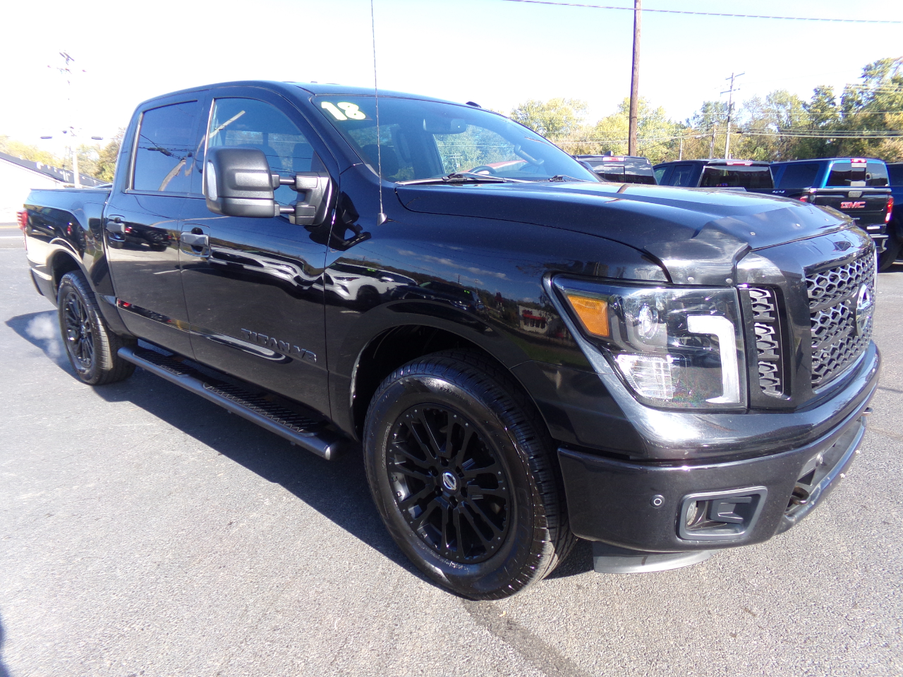 Nissan Titan 4x4 Crew Cab S 2018 Nissan Titan 4x4 Crew Cab S 2018