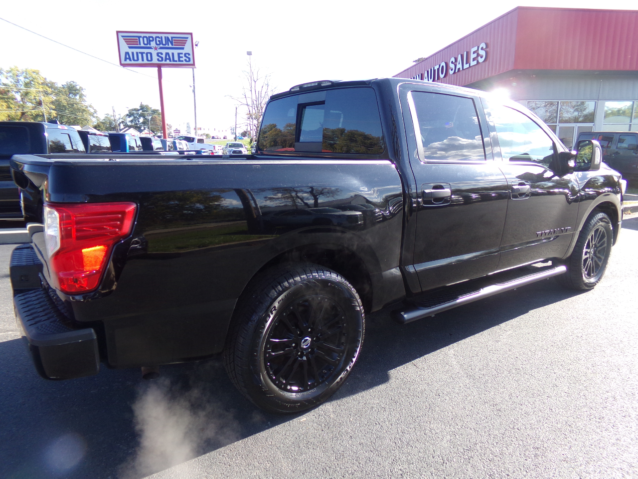 Nissan Titan 4x4 Crew Cab S 2018 Nissan Titan 4x4 Crew Cab S 2018