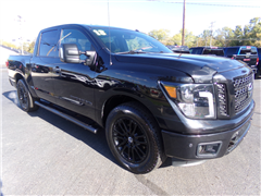 2018 Nissan Titan 