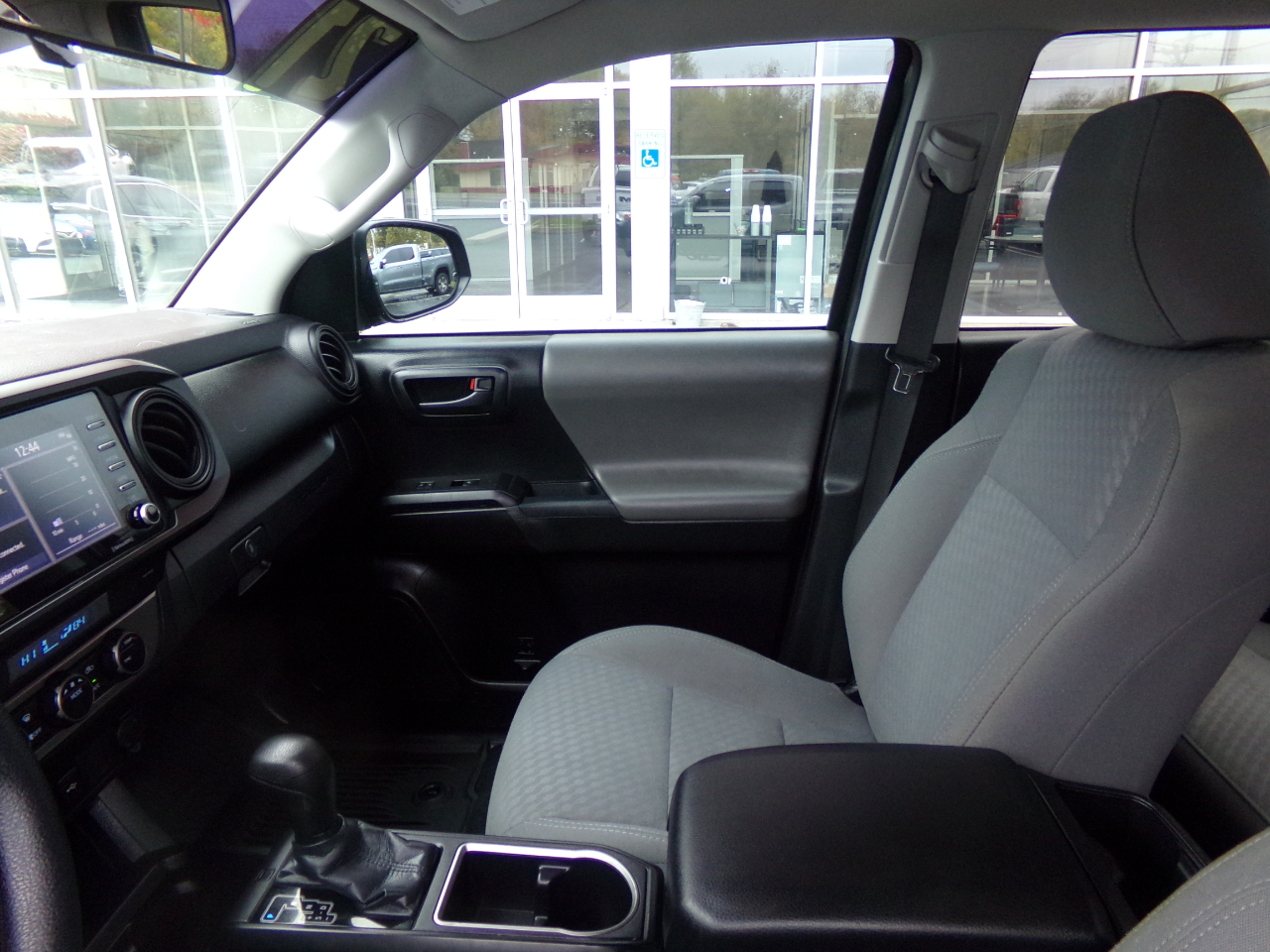 Toyota Tacoma 4WD SR Double Cab 5' Bed V6 AT (Natl) 2021 Toyota Tacoma 4WD SR Double Cab 5' Bed V6 AT (Natl) 2021