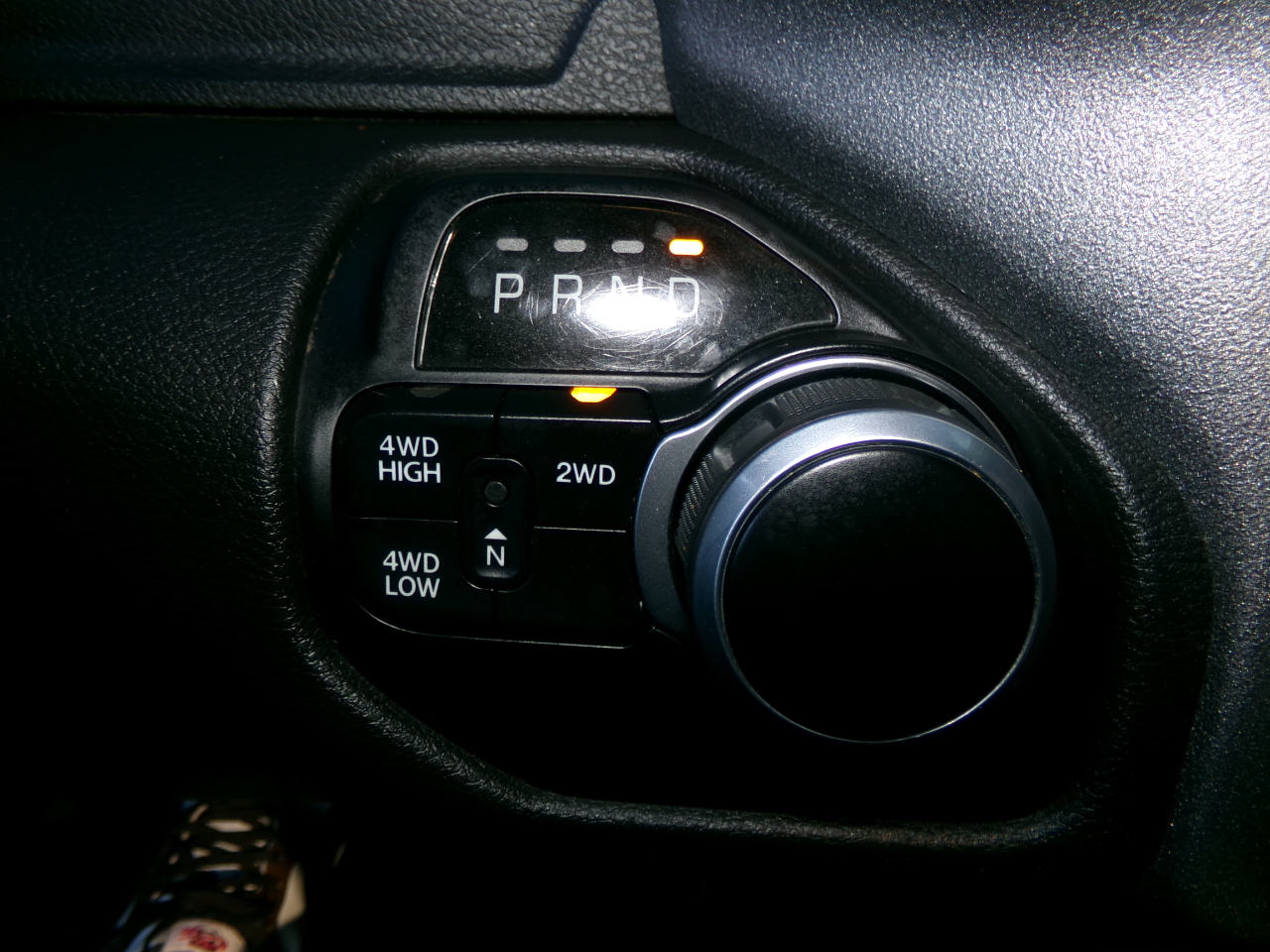 RAM 2500 Tradesman 4x4 Crew Cab 8' Box 2024