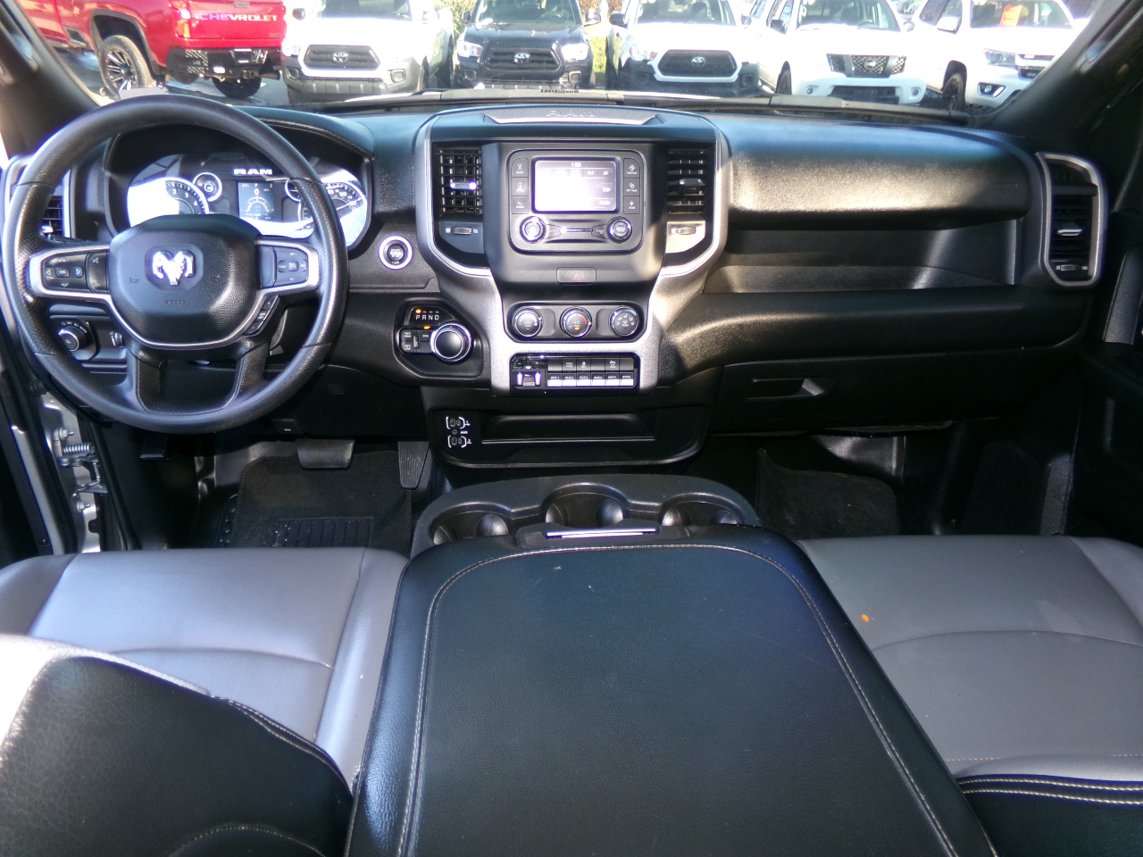 RAM 2500 Tradesman 4x4 Crew Cab 8' Box 2024