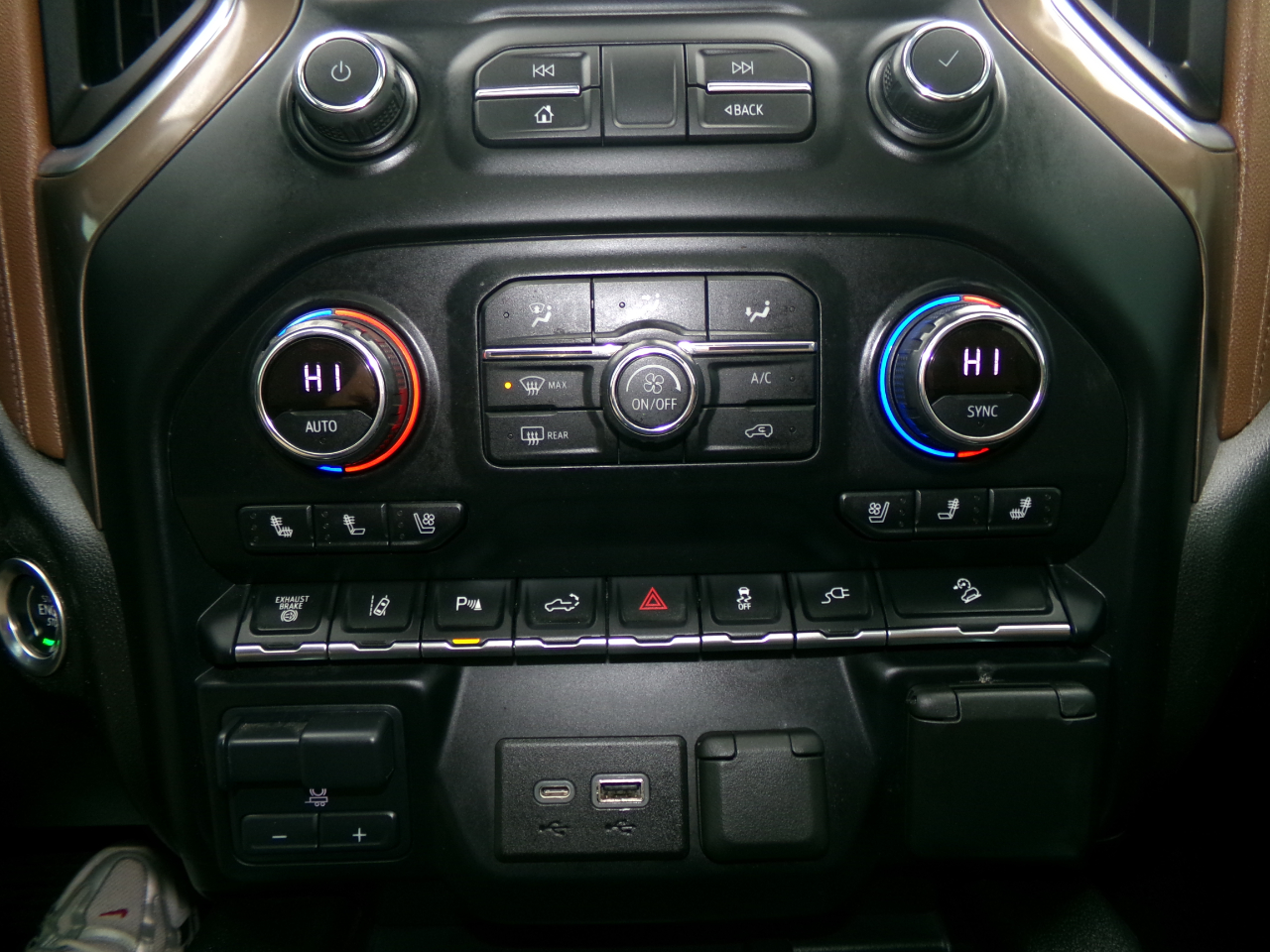 Chevrolet Silverado 2500HD 4WD Crew Cab 159" High Country 2021