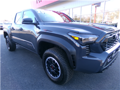 2025 Toyota Tacoma 4WD 