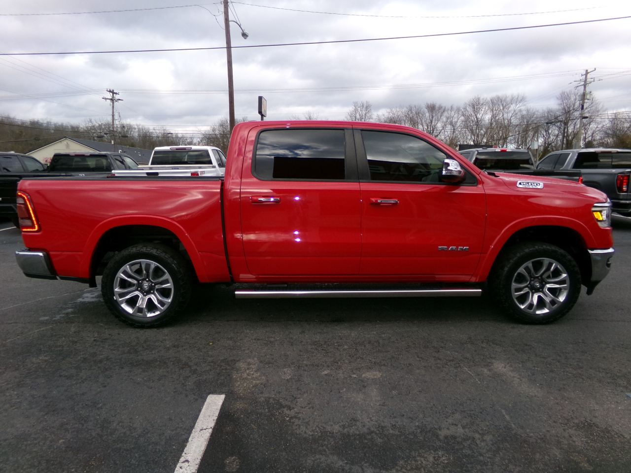 2019 Ram 1500 Laramie photo 2