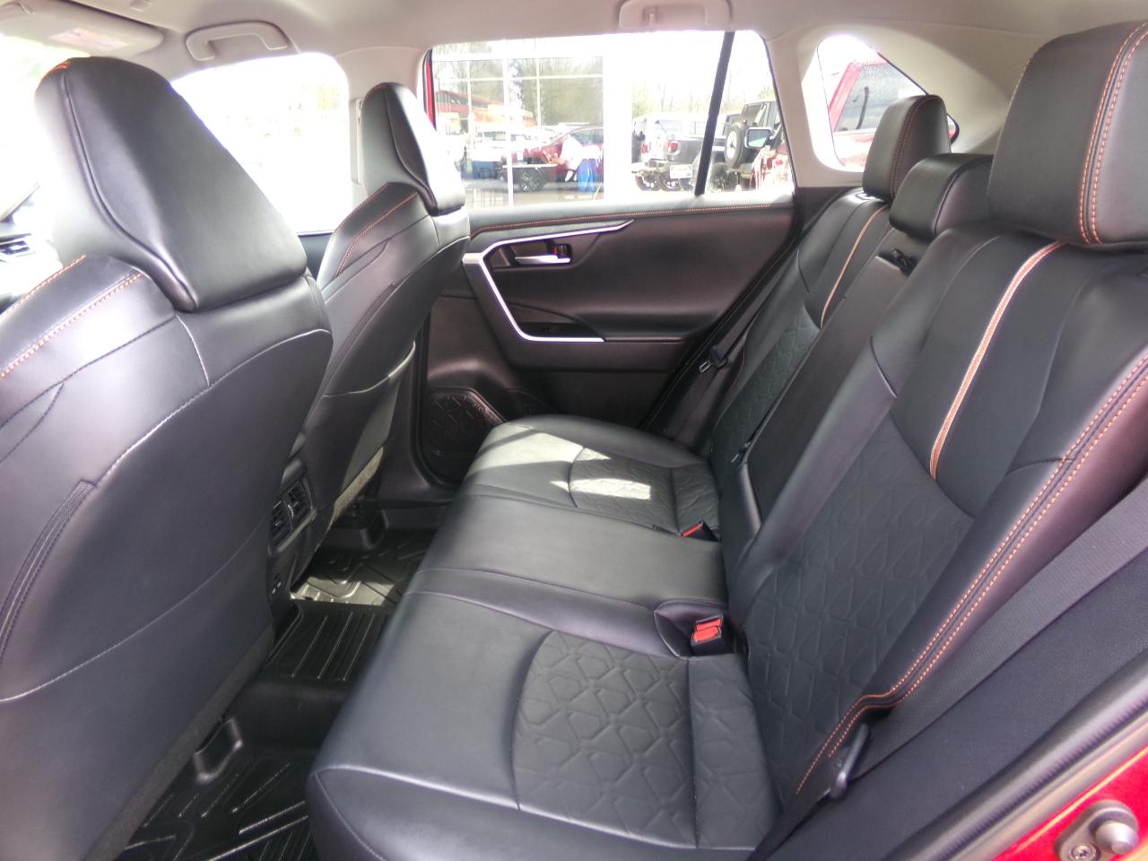 Toyota RAV4 Adventure AWD (Natl) 2023