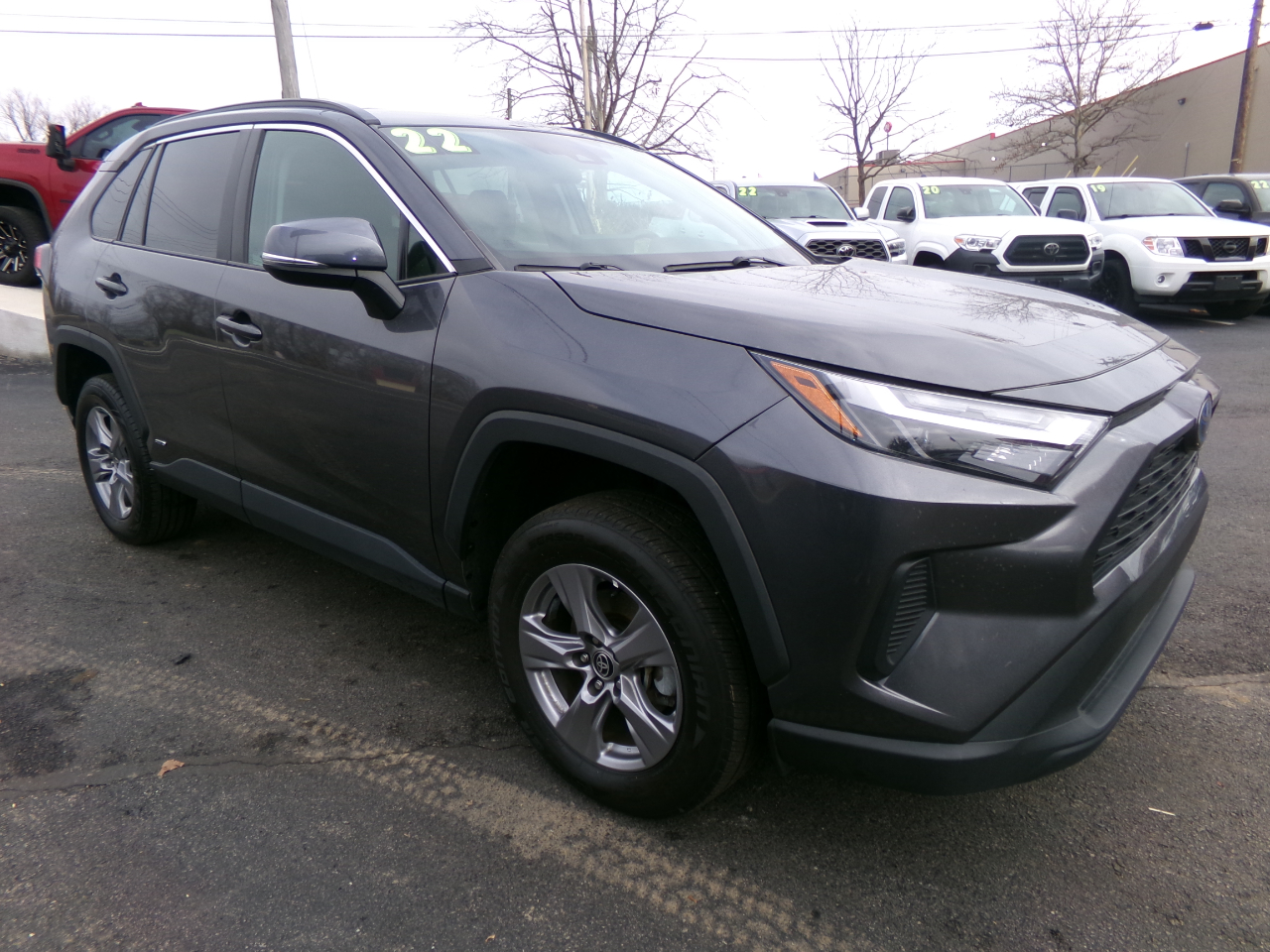 Toyota RAV4 Hybrid XLE AWD (Natl) 2022