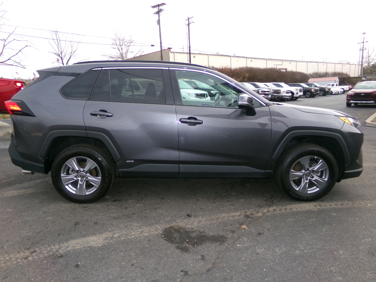 Toyota RAV4 Hybrid XLE AWD (Natl) 2022