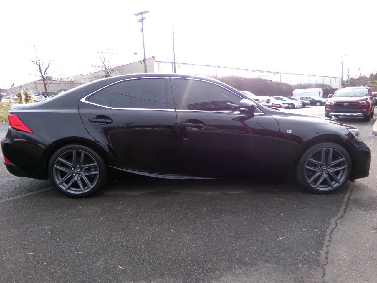 Lexus IS IS Turbo RWD 2017