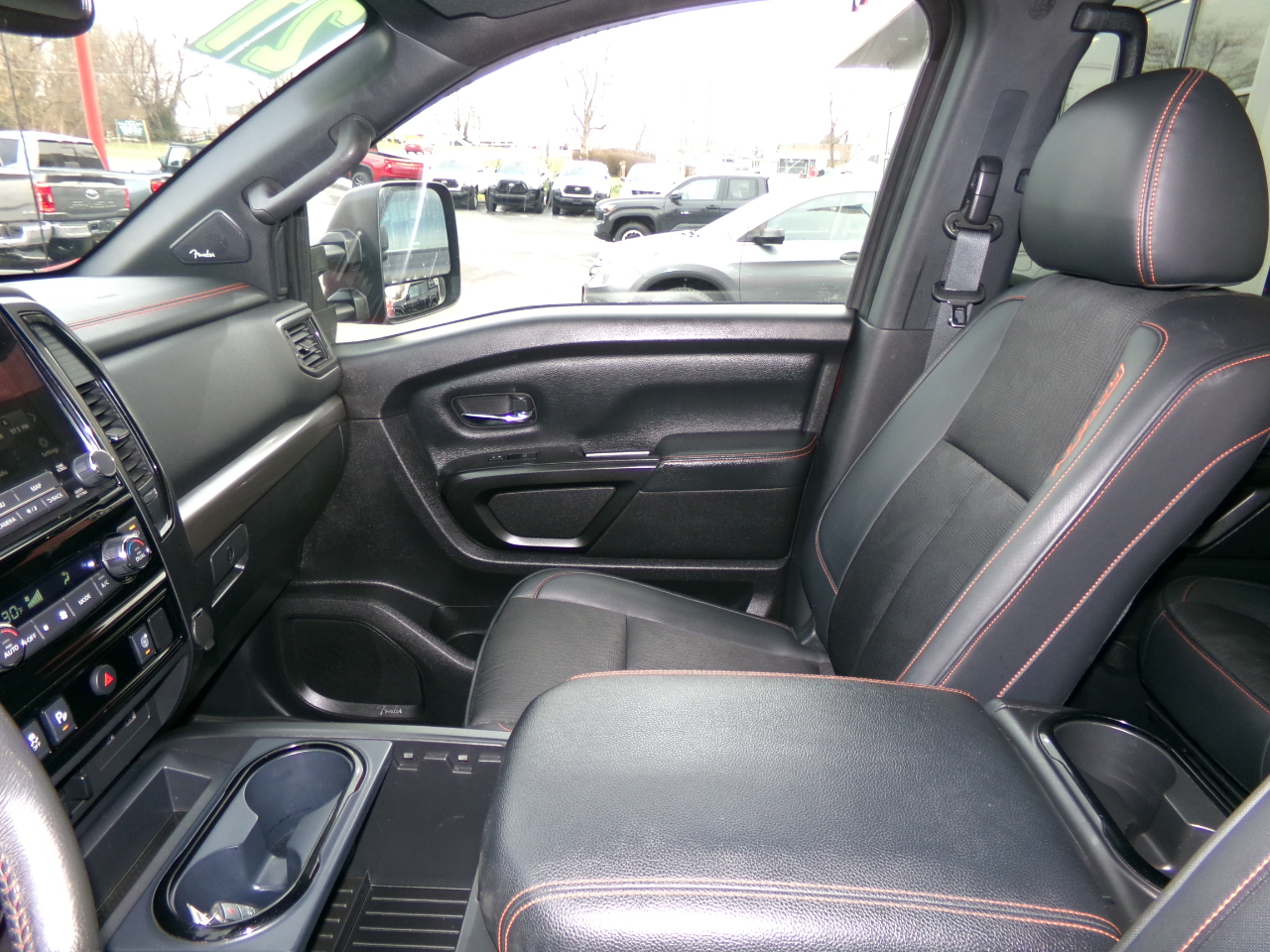 Nissan Titan XD 4x4 Crew Cab PRO-4X 2021