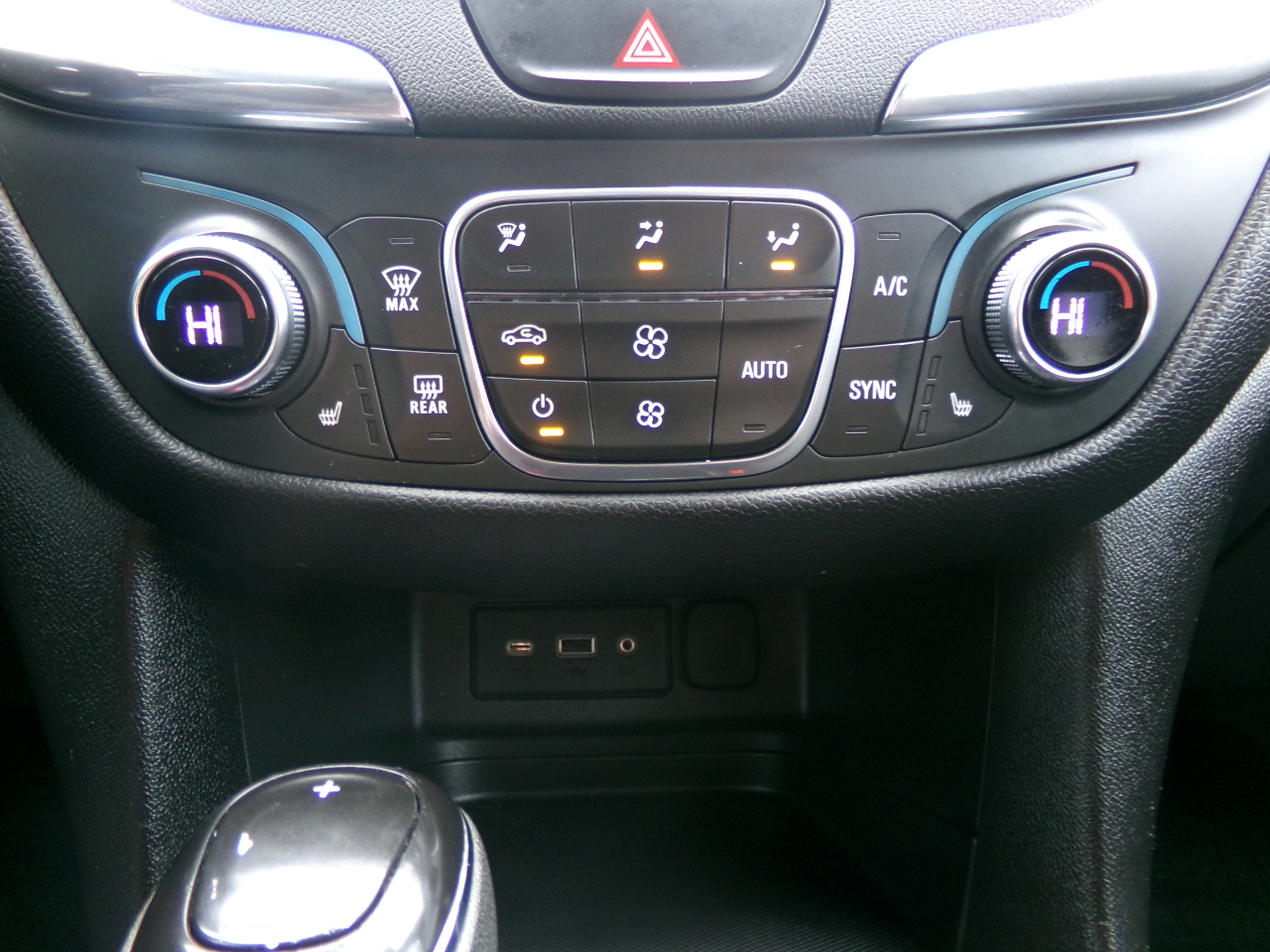 Chevrolet Equinox AWD 4dr LT w/1LT 2020