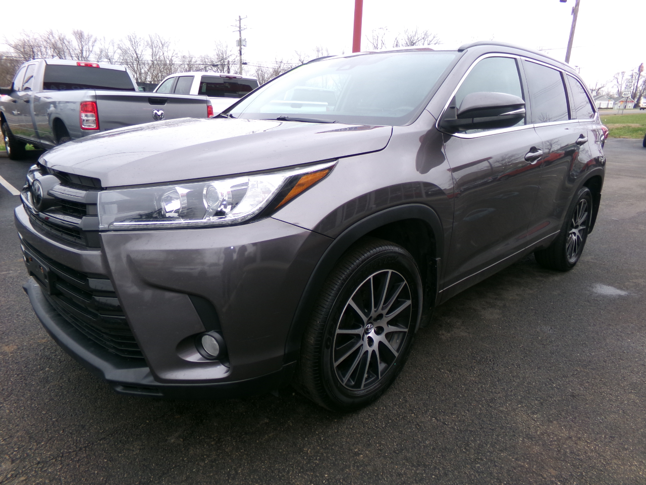 Toyota Highlander SE V6 AWD (Natl) 2018