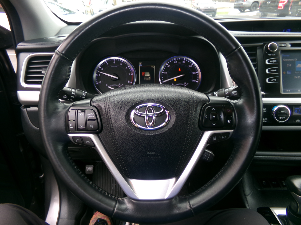 Toyota Highlander SE V6 AWD (Natl) 2018