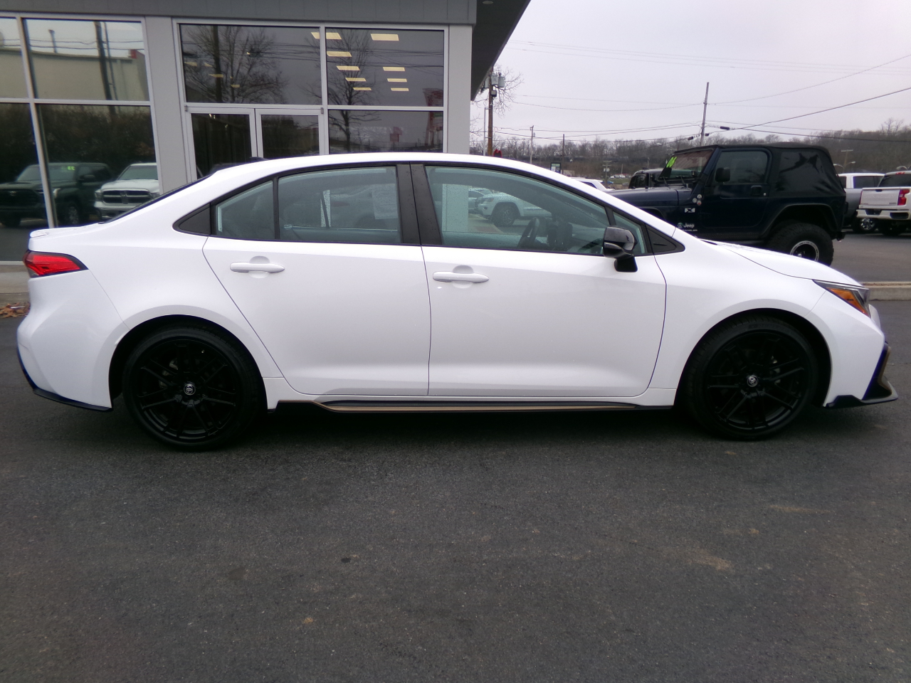 Toyota Corolla SE Manual (Natl) 2022