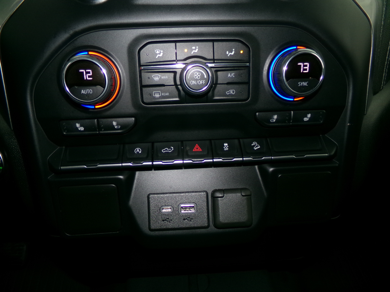 Chevrolet Silverado 1500 4WD Crew Cab 147" RST 2021