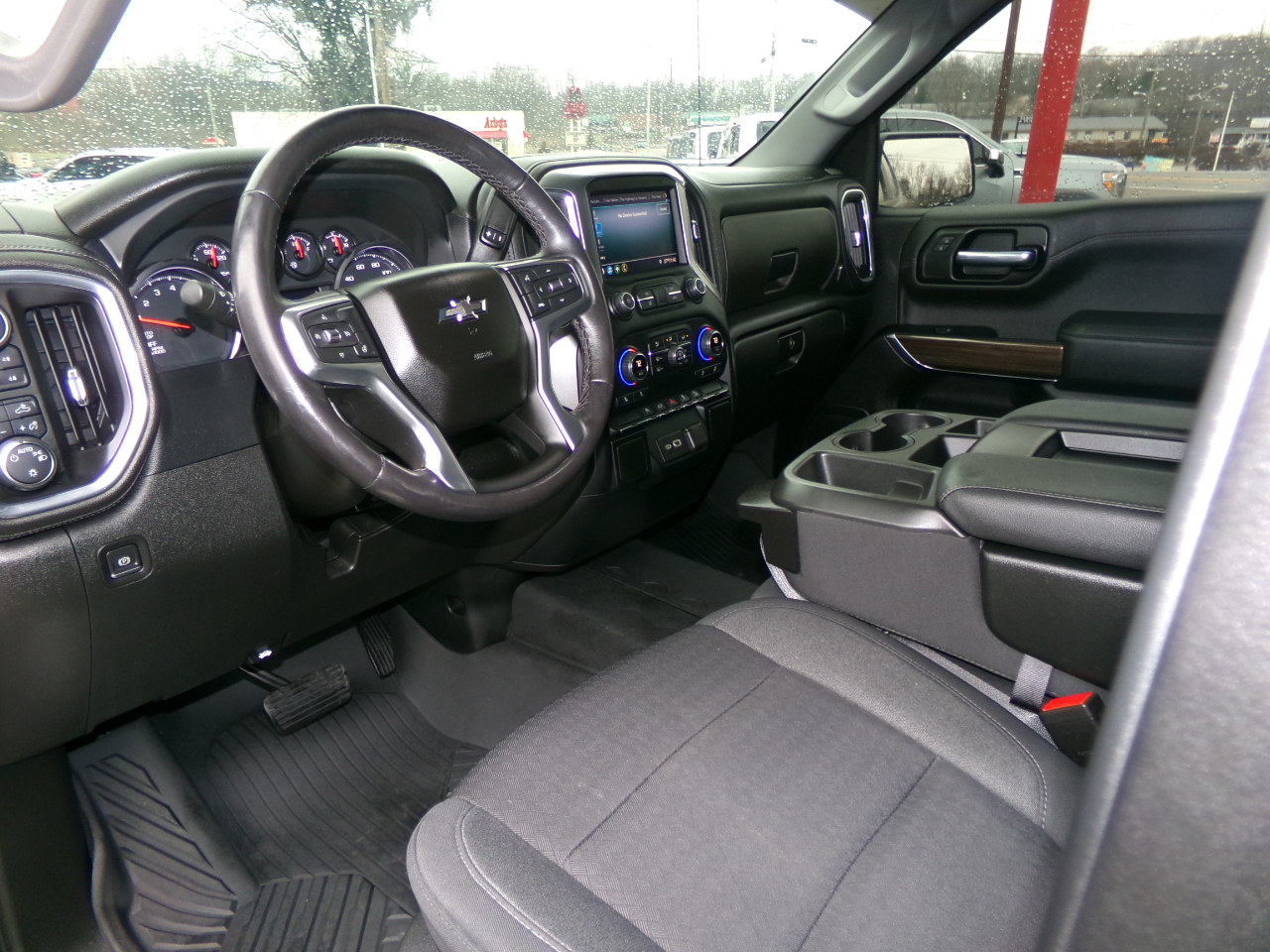 Chevrolet Silverado 1500 4WD Crew Cab 147" RST 2021