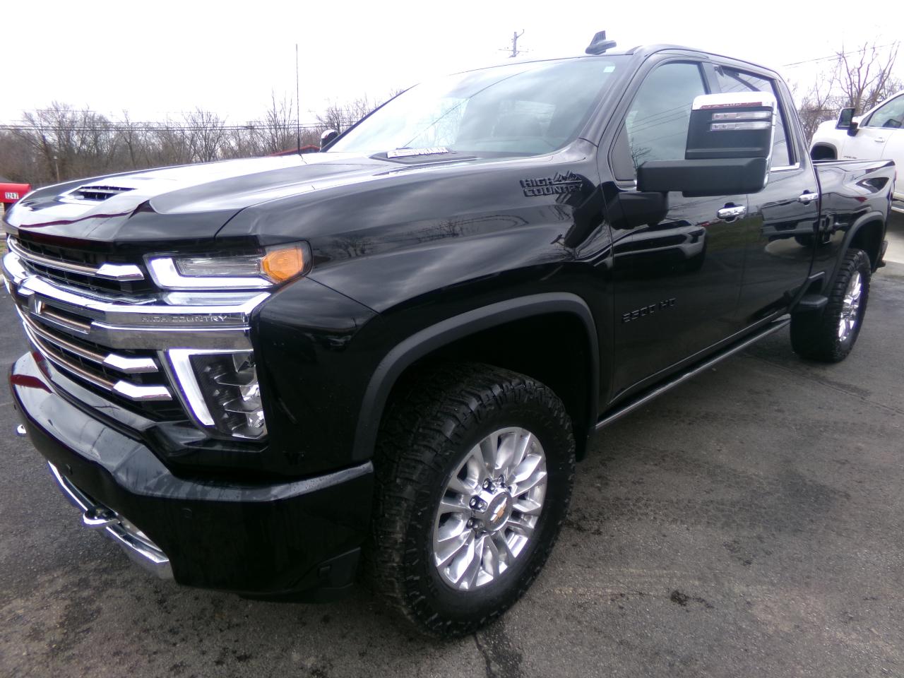 Chevrolet Silverado 2500HD 4WD Crew Cab 159" High Country 2023