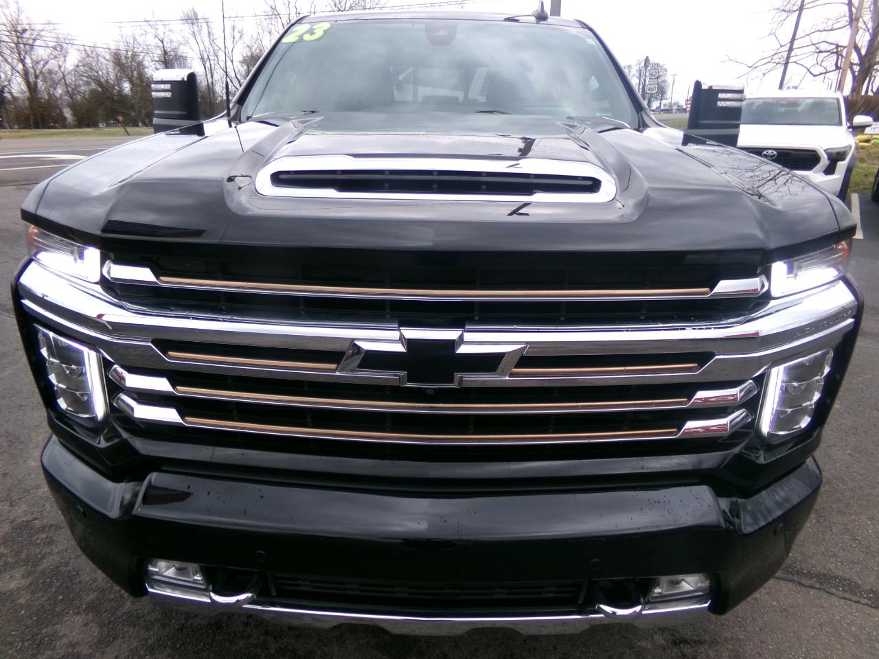 Chevrolet Silverado 2500HD 4WD Crew Cab 159" High Country 2023