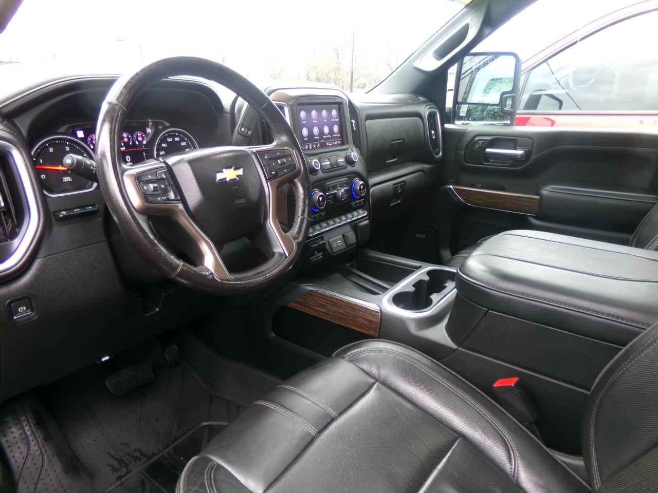 Chevrolet Silverado 2500HD 4WD Crew Cab 159" High Country 2023