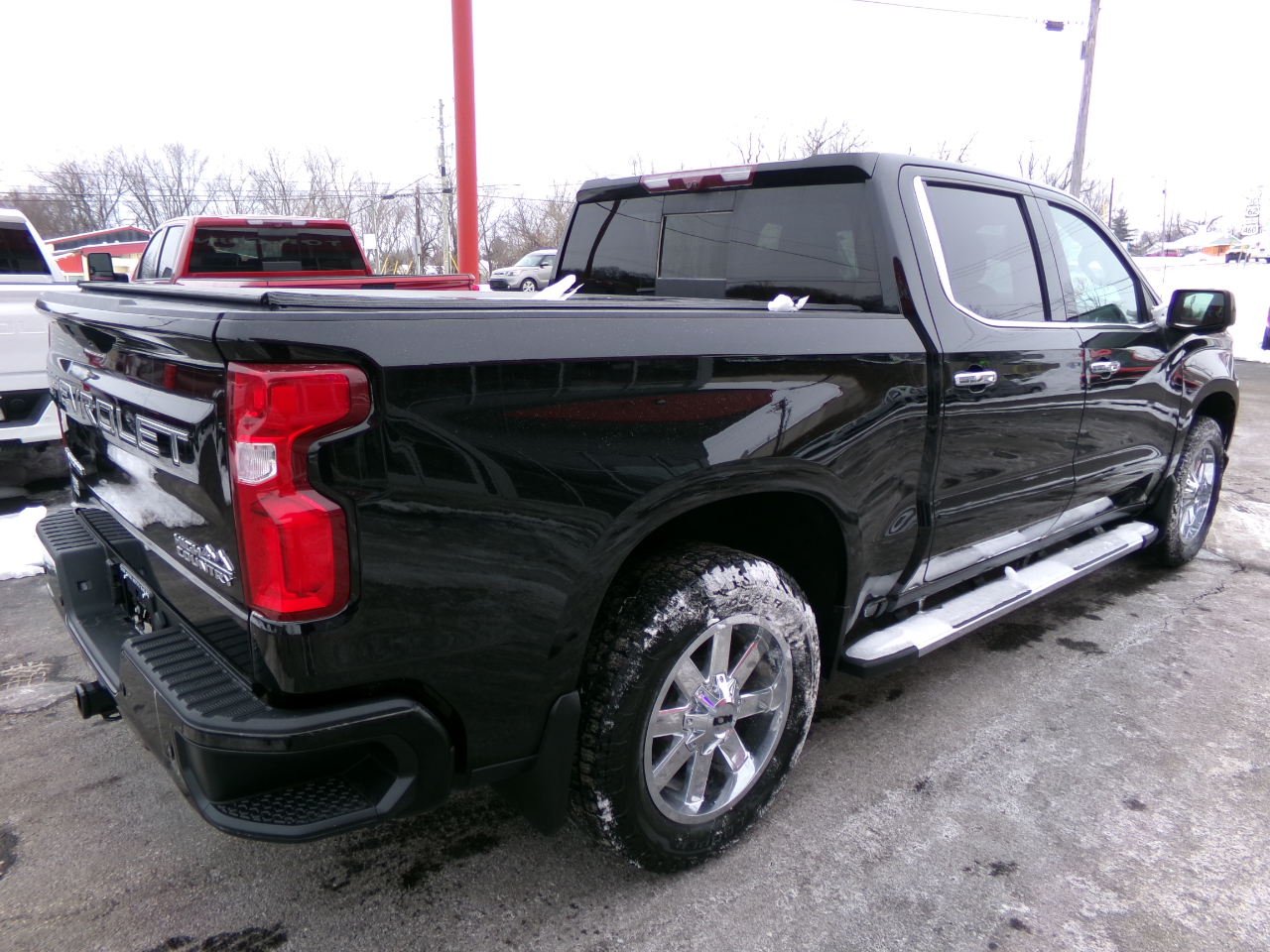 Chevrolet Silverado 1500 4WD Crew Cab 147" High Country 2021