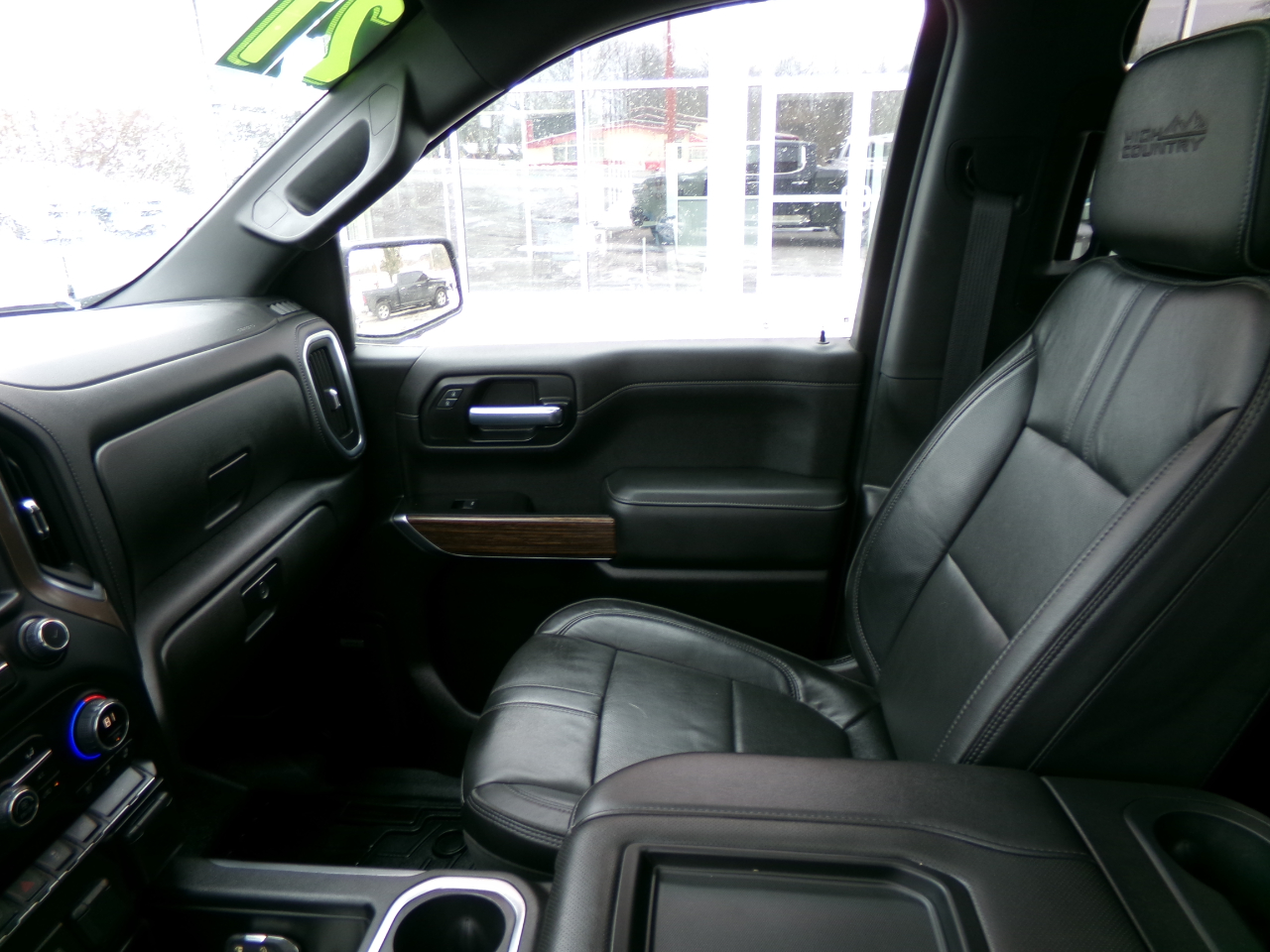 Chevrolet Silverado 1500 4WD Crew Cab 147" High Country 2021