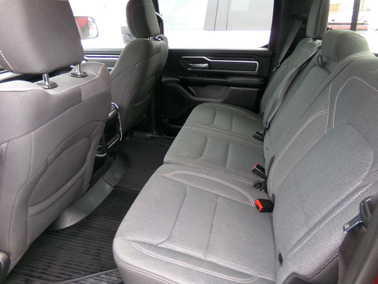 RAM 1500 Big Horn 4x4 Crew Cab 5'7" Box 2021