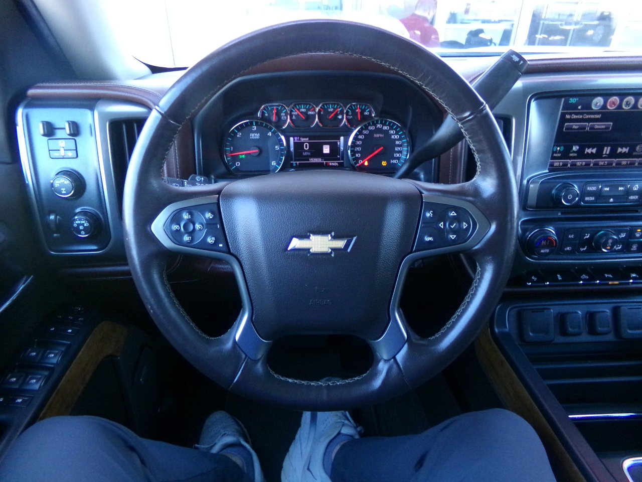 Chevrolet Silverado 1500 4WD Crew Cab 143.5" High Country 2017