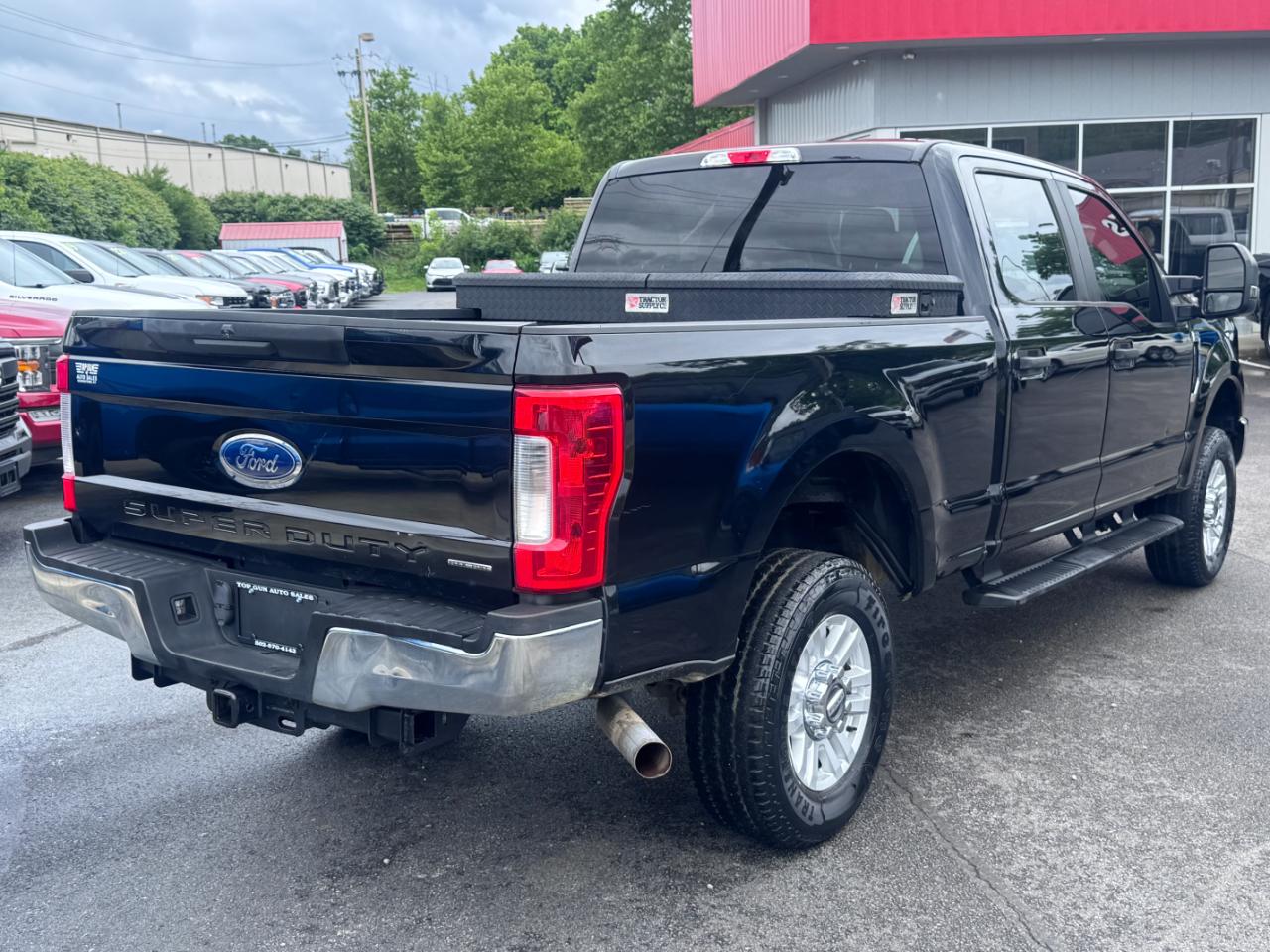 Ford Super Duty F-250 SRW XL 4WD Crew Cab 6.75' Box 2019