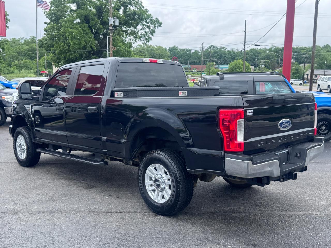 Ford Super Duty F-250 SRW XL 4WD Crew Cab 6.75' Box 2019