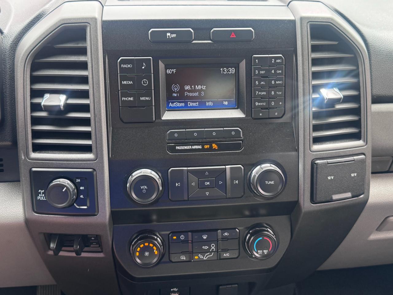 Ford Super Duty F-250 SRW XL 4WD Crew Cab 6.75' Box 2019