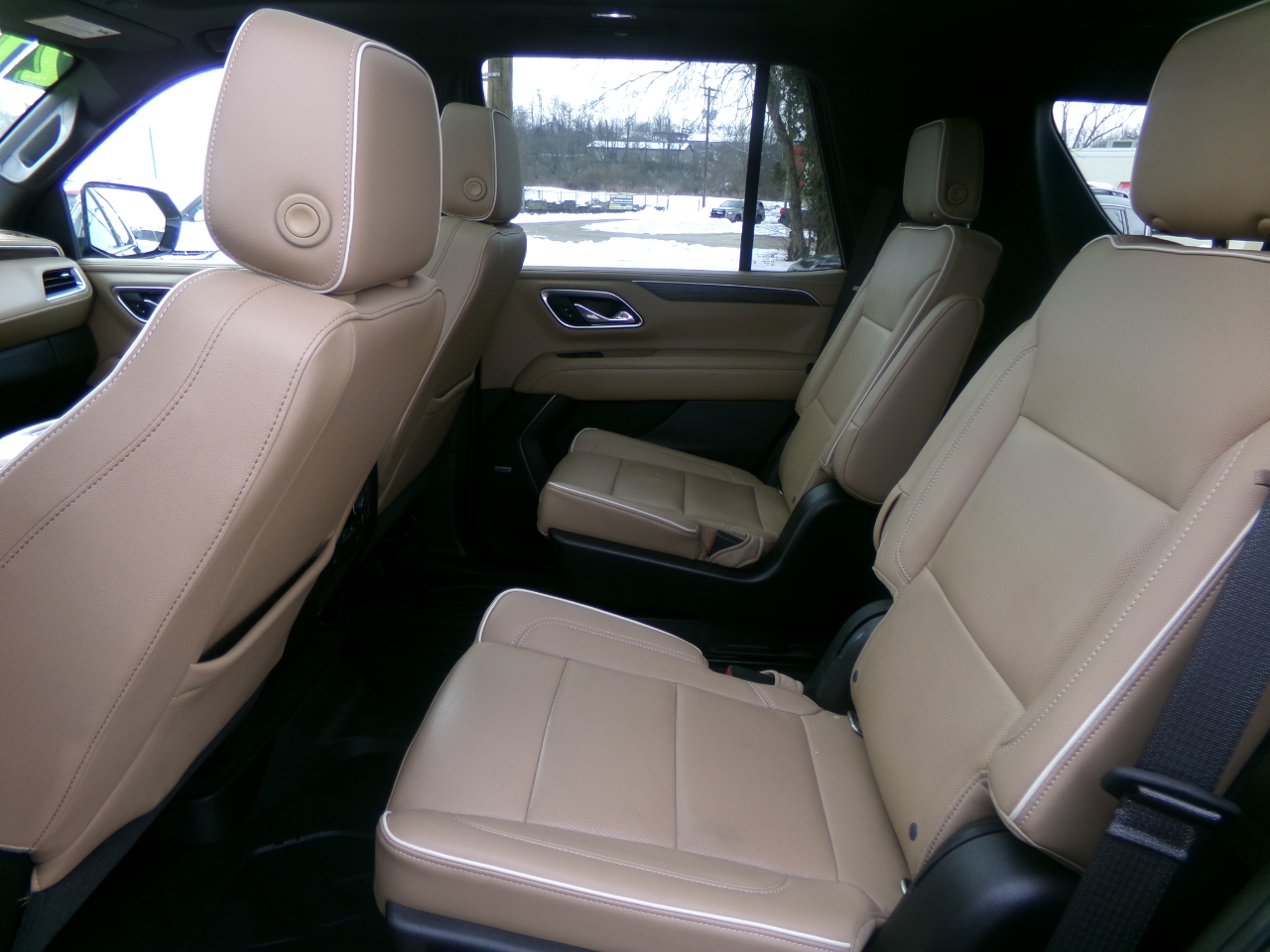 Chevrolet Tahoe 4WD 4dr Premier 2021