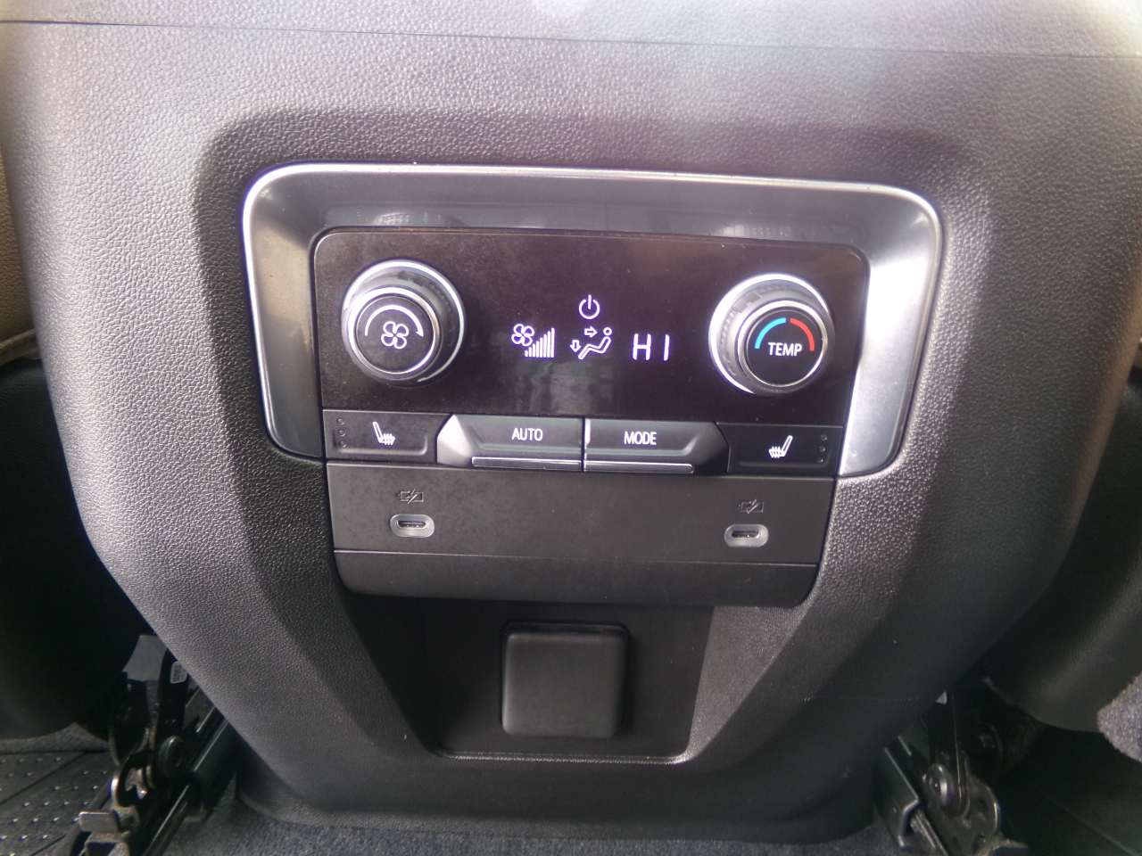 Chevrolet Tahoe 4WD 4dr Premier 2021