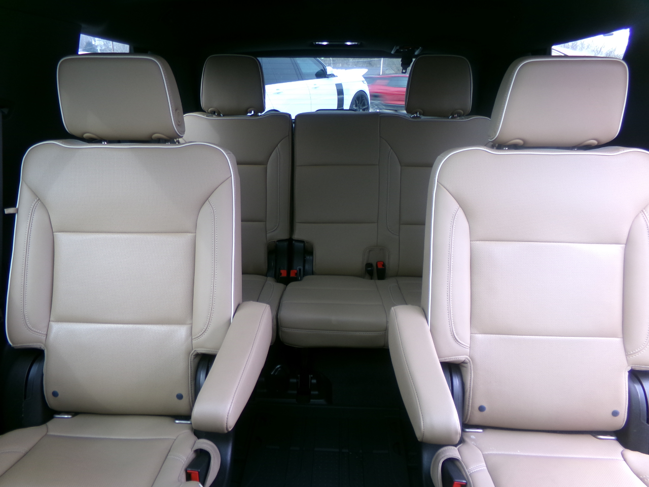 Chevrolet Tahoe 4WD 4dr Premier 2021