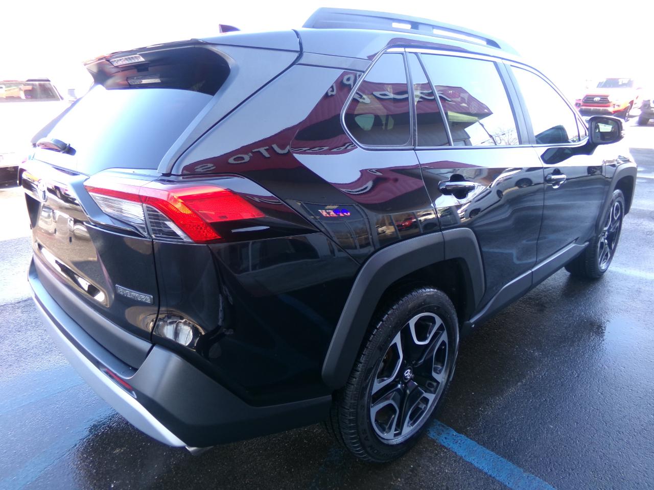 Toyota RAV4 Adventure AWD (Natl) 2020