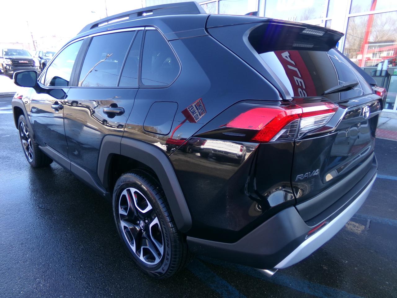 Toyota RAV4 Adventure AWD (Natl) 2020