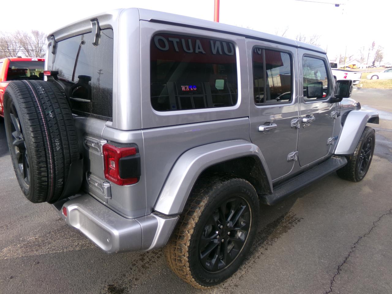 Jeep Wrangler 4xe Unlimited Sahara High Altitude 4x4 2021