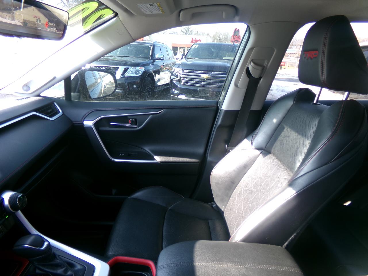 Toyota RAV4 Adventure AWD (Natl) 2020