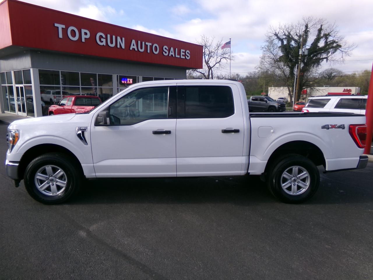 Ford F-150 XL 4WD SuperCrew 5.5' Box 2021