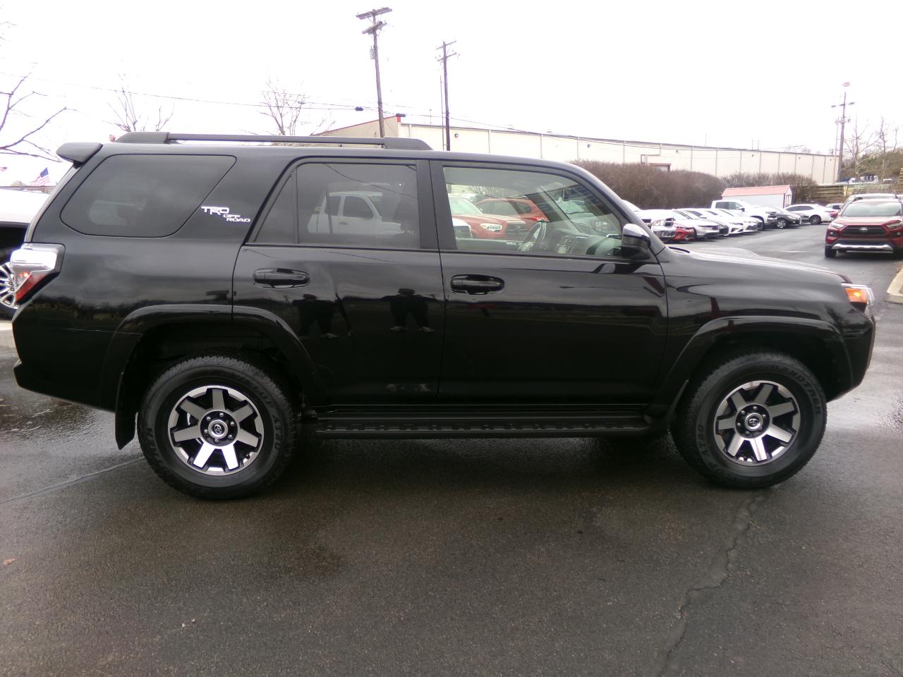 Toyota 4Runner TRD Off Road 4WD (Natl) 2024