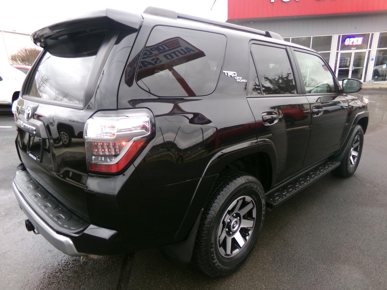 Toyota 4Runner TRD Off Road 4WD (Natl) 2024