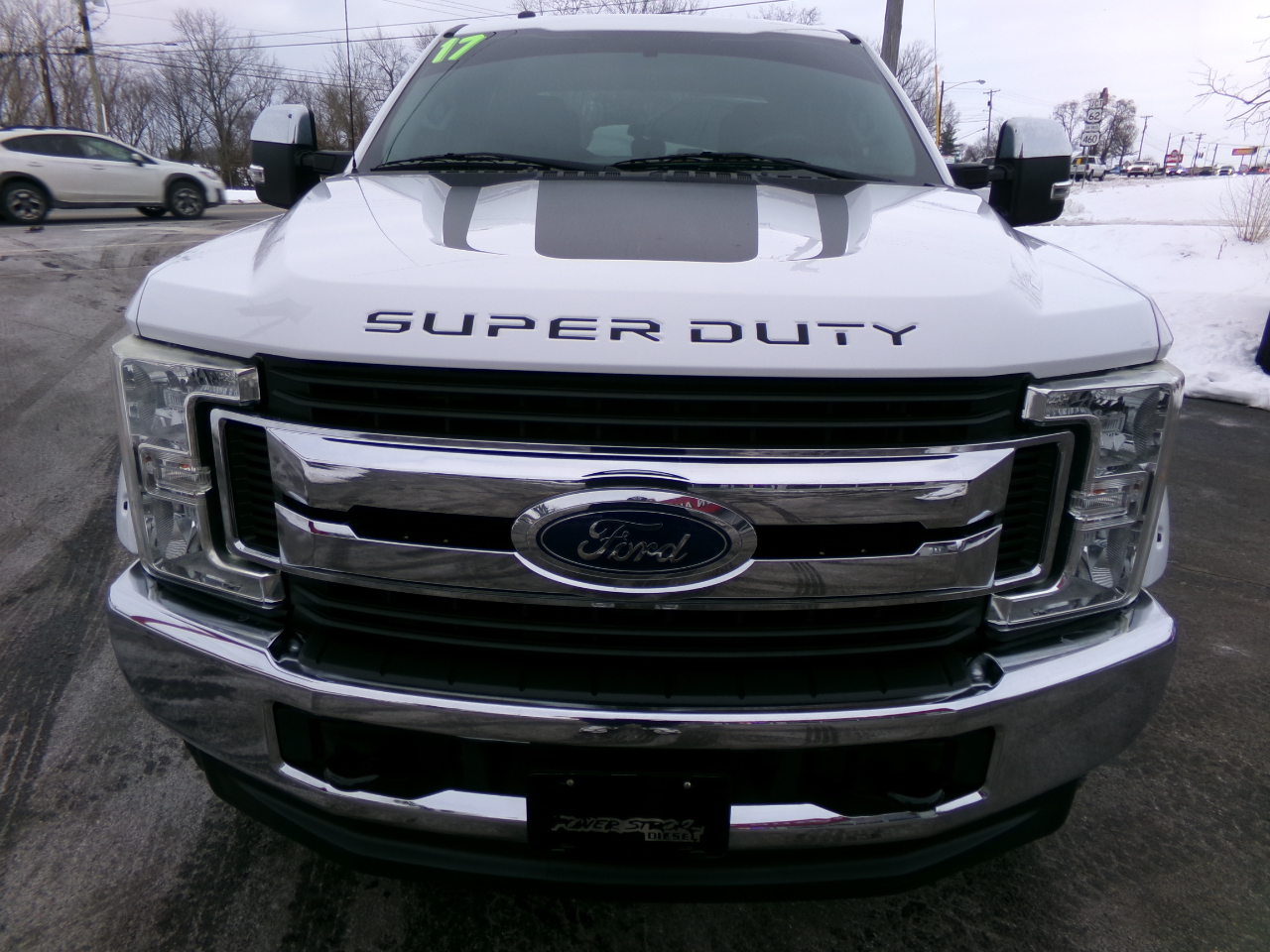 Ford Super Duty F-250 SRW Lariat 4WD Crew Cab 8' Box 2017