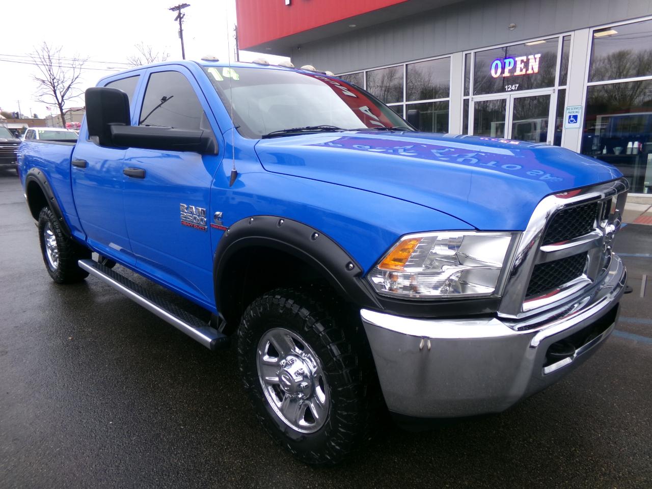 2014 RAM 2500 Tradesman Crew Cab 4WD