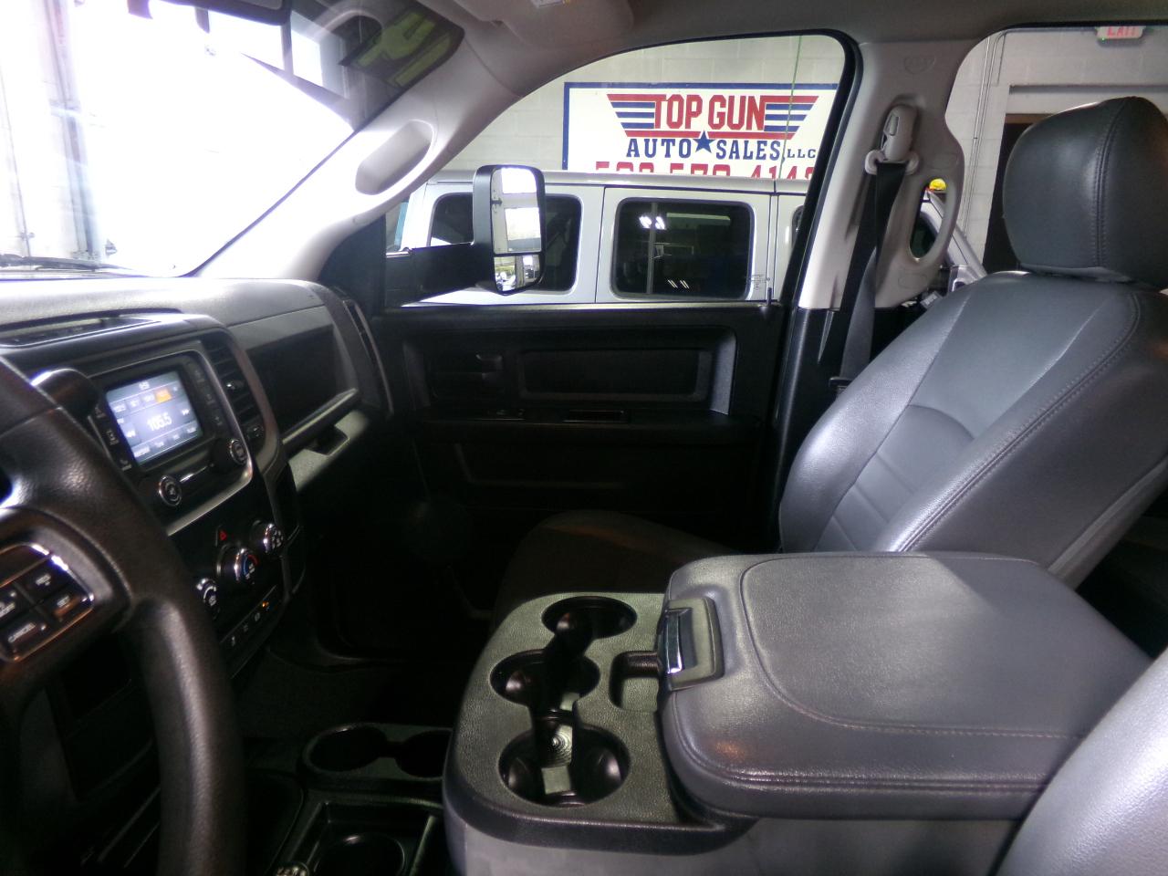 RAM 2500 4WD Crew Cab 149" Tradesman 2014